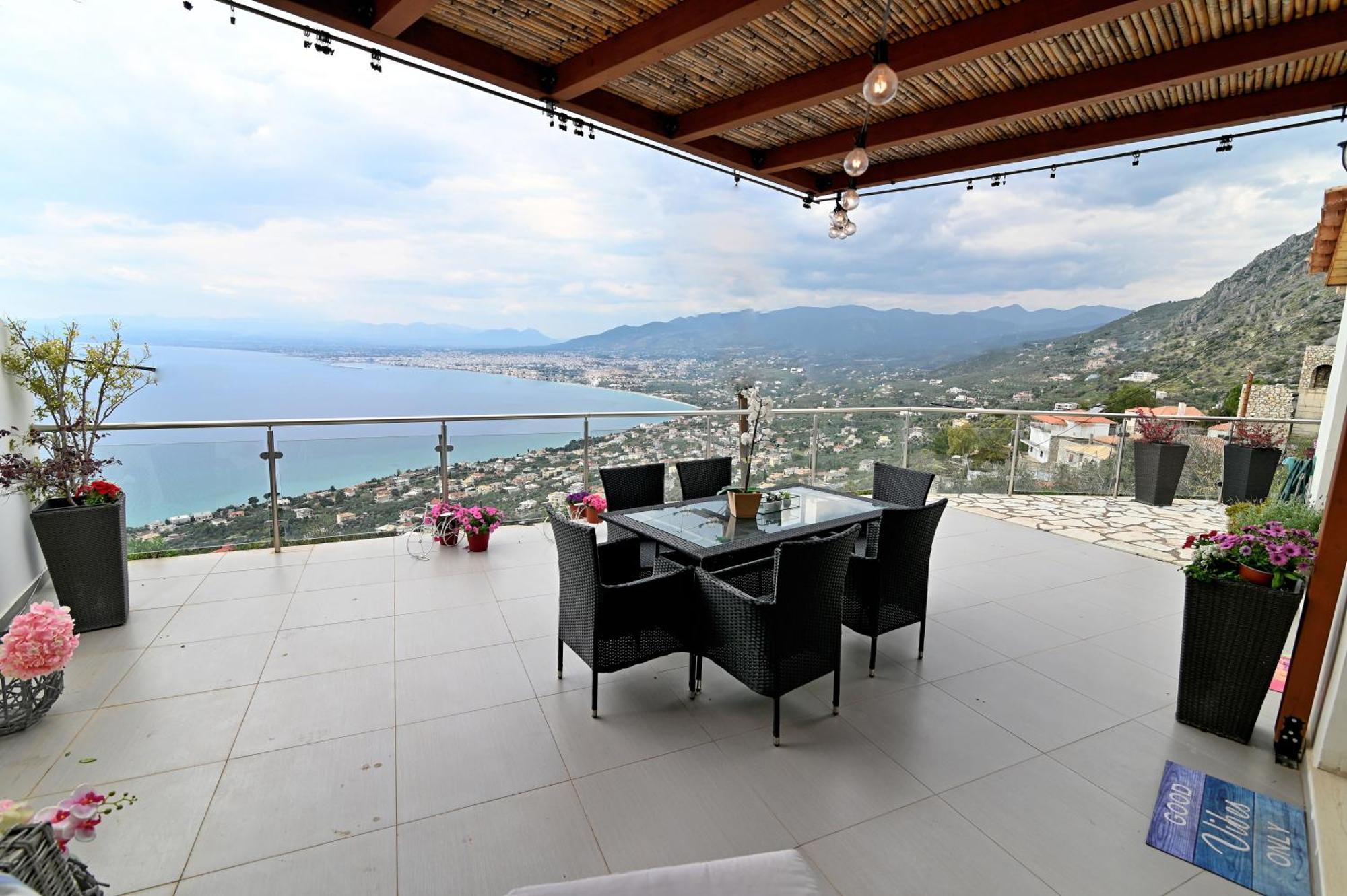 Kalamata Suites Bagian luar foto