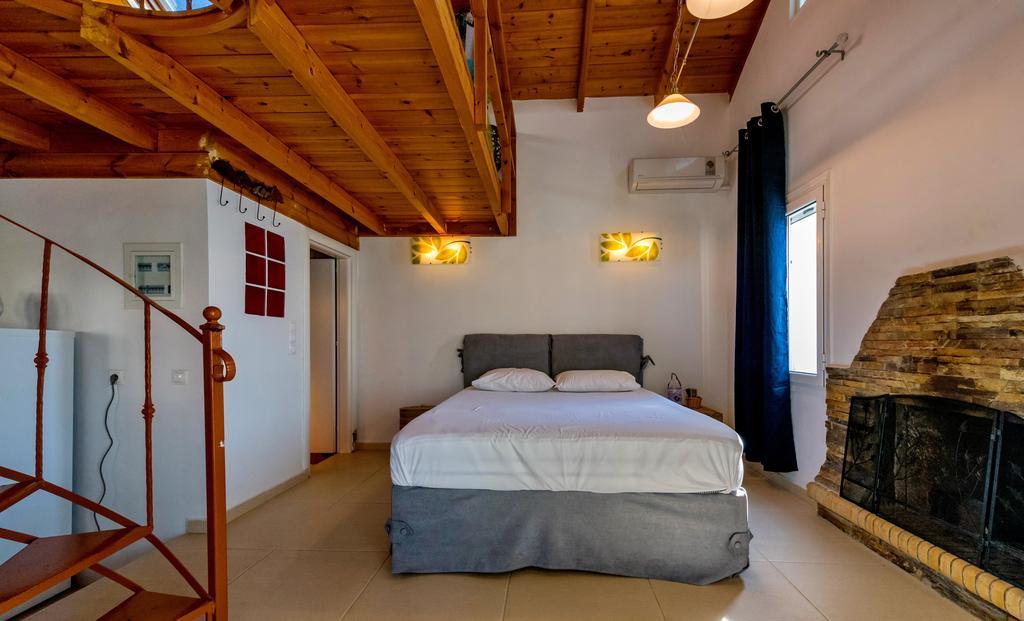 Kalamata Suites Bagian luar foto