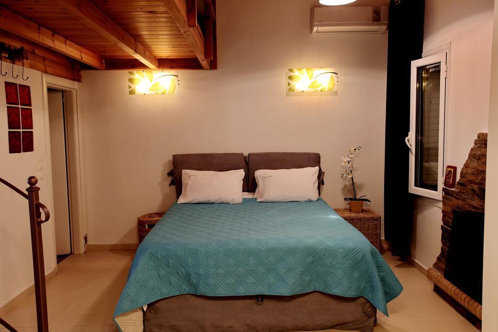 Kalamata Suites Bagian luar foto